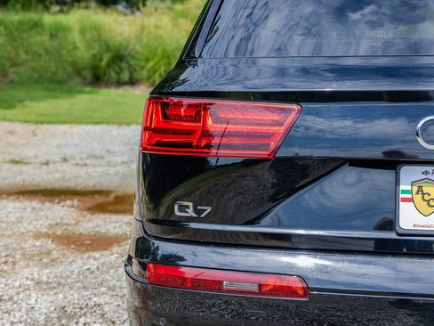 Used 2018 Audi Q7 3.0T Prestige w/ Prestige Package AWD/4WD image 10