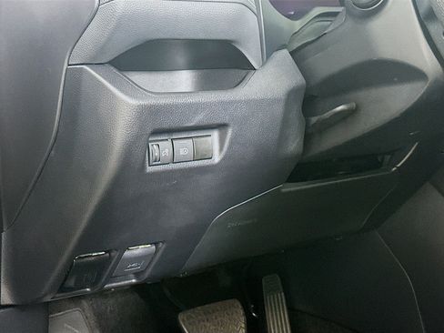 Used 2024 Toyota RAV4 XLE image 17