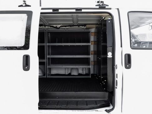 Used 2021 GMC Savana 2500 w/ Driver Convenience Package image 30