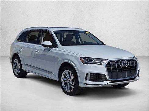 Used 2024 Audi Q7 2.0T Premium w/ Convenience Package AWD/4WD image 3
