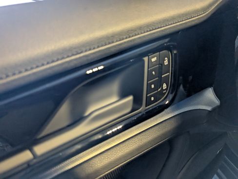 New 2026 Porsche Panamera 4 image 32