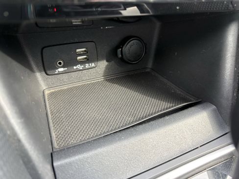 Used 2021 Subaru Forester Limited w/ Popular Package #3 image 21