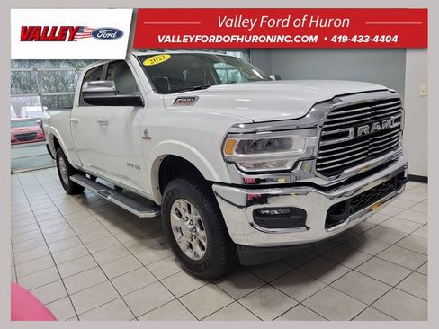 Used 2022 RAM 2500 Laramie AWD/4WD image 1