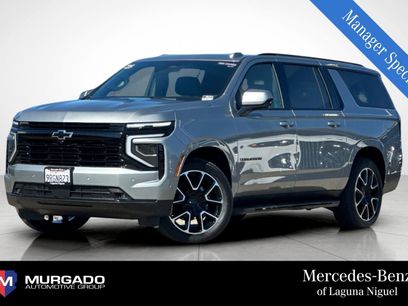 Used 2025 Chevrolet Suburban RST
