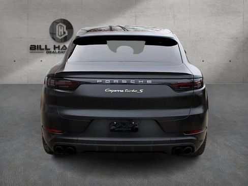 Used 2020 Porsche Cayenne Turbo S image 5