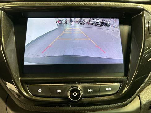 Used 2023 Chevrolet TrailBlazer RS w/ Sun and Liftgate Package FWD image 5