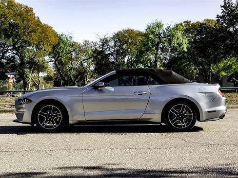 Used 2023 Ford Mustang Premium image 8