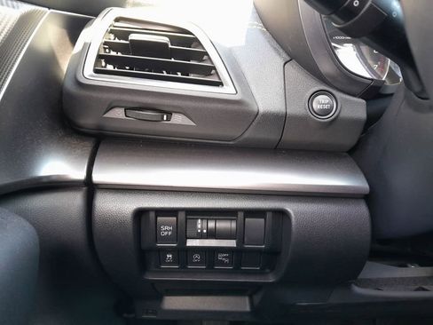 Used 2023 Subaru Crosstrek 2.5i Limited w/ Moonroof Package image 15