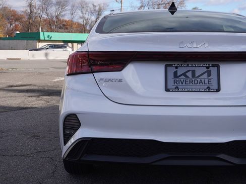 Used 2023 Kia Forte LXS image 13