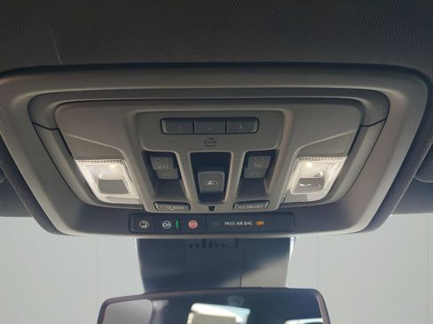 New 2026 GMC Sierra 1500 SLT image 38