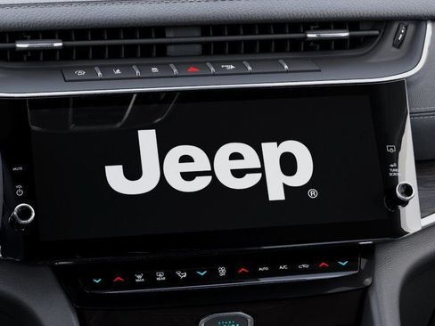 New 2026 Jeep Grand Cherokee Limited AWD/4WD image 19