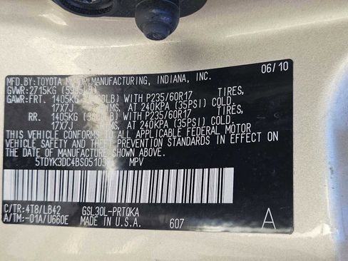 Used 2011 Toyota Sienna XLE image 33