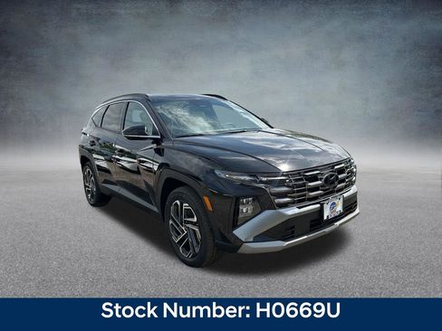 New 2026 Hyundai Tucson Limited AWD/4WD image 8