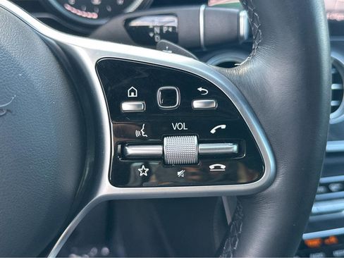 Used 2019 Mercedes-Benz E 300 image 23