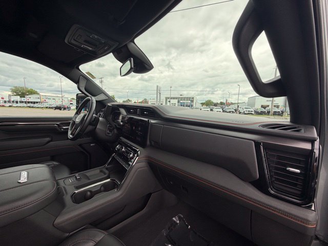 Used 2024 GMC Sierra 2500 AT4 w/ AT4 Preferred Package AWD/4WD image 14