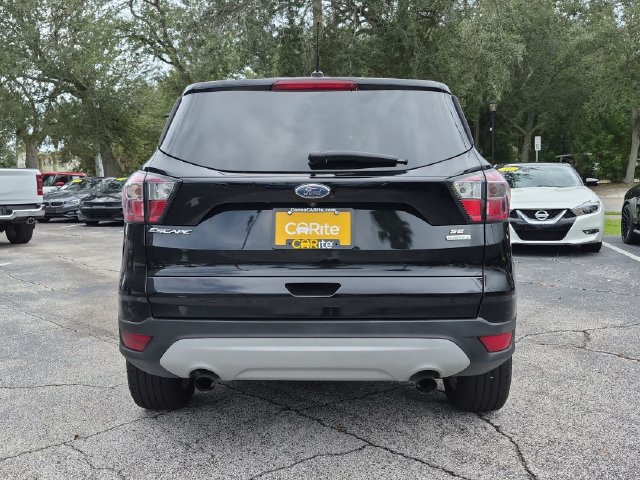 Used 2017 Ford Escape SE w/ SE Cold Weather Package FWD image 6