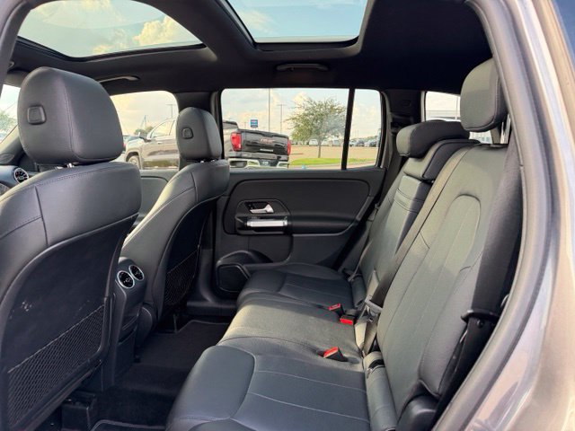 Used 2022 Mercedes-Benz GLB 250 image 11