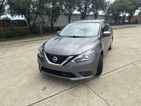 Used 2019 Nissan Sentra S FWD image 4