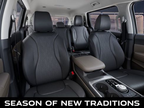 New 2026 Kia Carnival EX image 15