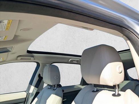 Certified 2024 Land Rover Discovery Sport S image 16