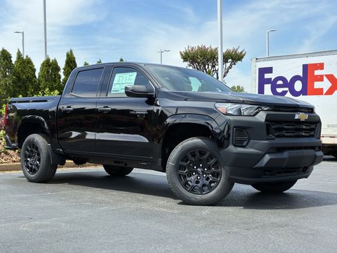 New 2026 Chevrolet Colorado W/T AWD/4WD image 2