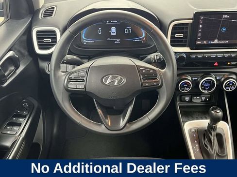 Certified 2023 Hyundai Venue Limited w/ Cargo Package FWD image 19