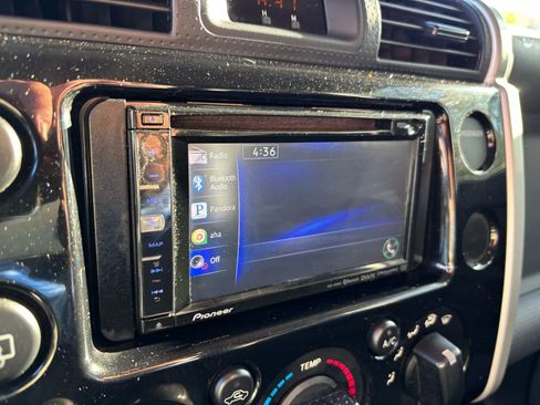 Used 2008 Toyota FJ Cruiser 4WD image 23