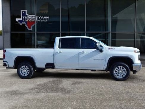Used 2025 Chevrolet Silverado 3500 LT w/ Safety Package image 2