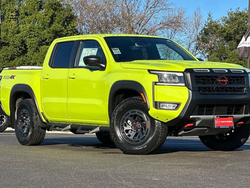 New 2026 Nissan Frontier PRO-4X w/ Pro Premium Package AWD/4WD image 2