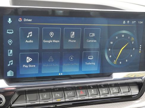 Used 2025 Chevrolet Silverado 2500 ZR2 w/ Technology Package AWD/4WD image 39