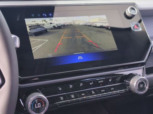 New 2027 Chevrolet Bolt LT w/ Comfort Package FWD image 15