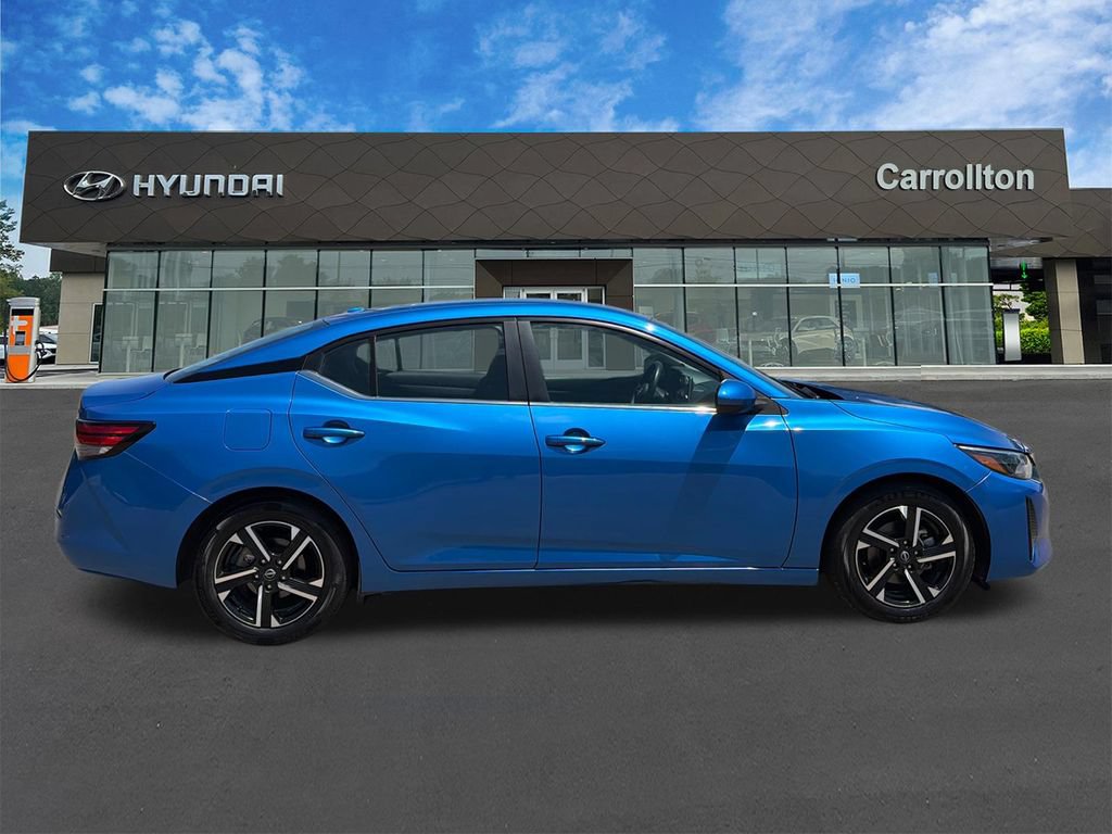 Used 2024 Nissan Sentra SV FWD image 4
