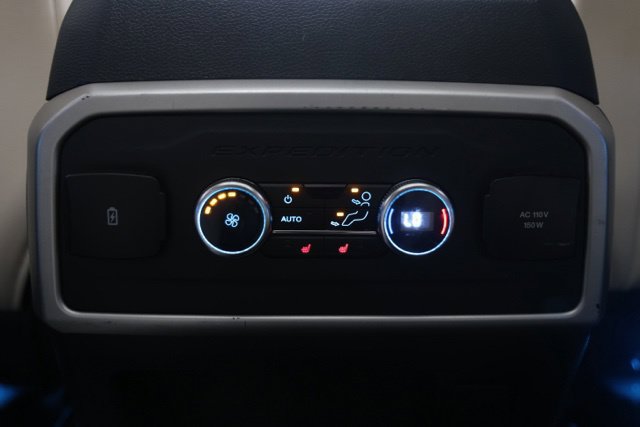 Used 2023 Ford Expedition Limited AWD/4WD image 36