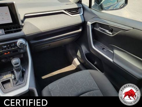 Used 2024 Toyota RAV4 XLE FWD image 22