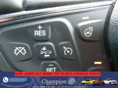 Used 2024 Chevrolet Equinox LT AWD/4WD image 11
