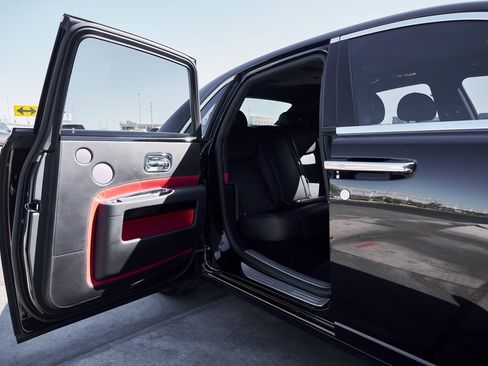 Used 2019 Rolls-Royce Ghost image 26