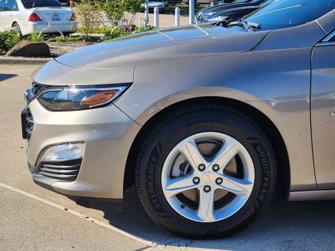 Used 2022 Chevrolet Malibu LS image 15