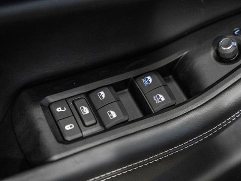 New 2025 Jeep Grand Cherokee L Altitude image 31