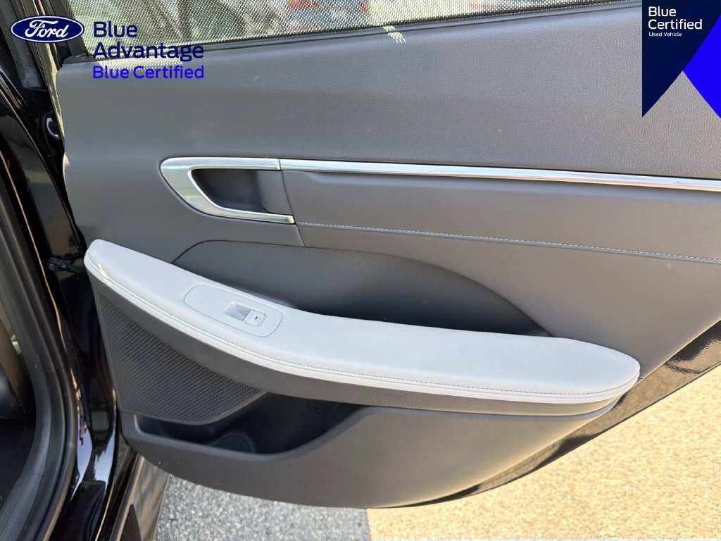 Used 2023 Hyundai Sonata Limited w/ Cargo Package FWD image 28