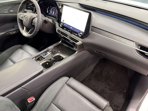 Used 2024 Lexus RX 350 AWD w/ Convenience Package image 32