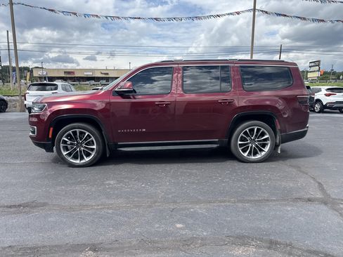 Used 2022 Jeep Wagoneer Series II w/ Premium Group I AWD/4WD image 10