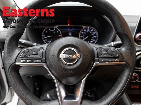 Used 2024 Nissan Sentra SV FWD image 10