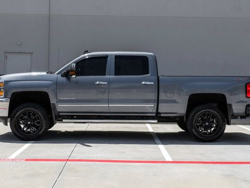 Used 2015 Chevrolet Silverado 2500 LTZ w/ Duramax Plus Package AWD/4WD image 16
