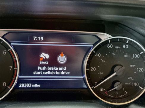 Used 2022 Nissan Rogue SL w/ SL Premium Package AWD/4WD image 3