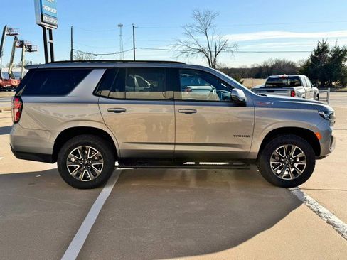 Certified 2024 Chevrolet Tahoe Z71 w/ Luxury Package image 6