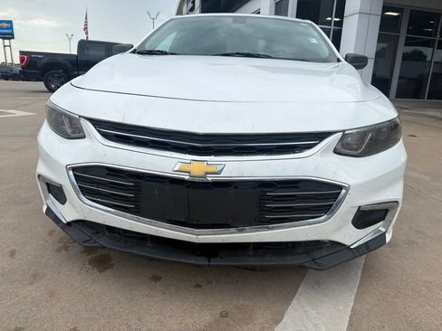 Used 2018 Chevrolet Malibu LS FWD image 8
