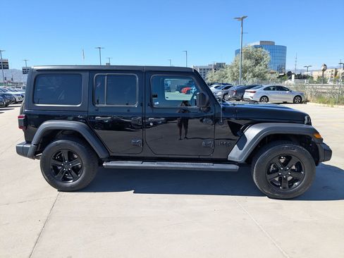 Used 2020 Jeep Wrangler Unlimited Sport AWD/4WD image 7