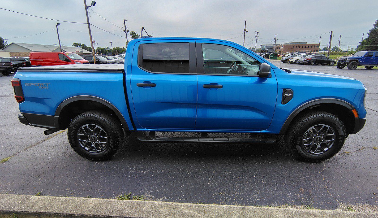 Used 2024 Ford Ranger XLT w/ Trailer Tow Package AWD/4WD image 4