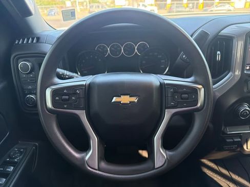 Used 2021 Chevrolet Silverado 2500 Custom w/ Custom Value Package AWD/4WD image 20
