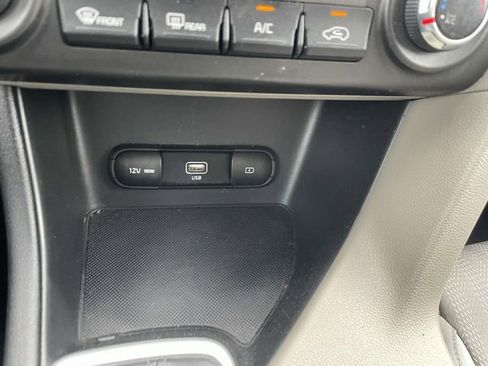Used 2022 Kia Sportage LX image 24